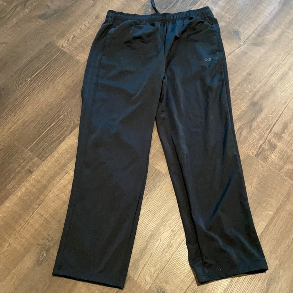 Mens all black Adidas pants size XL